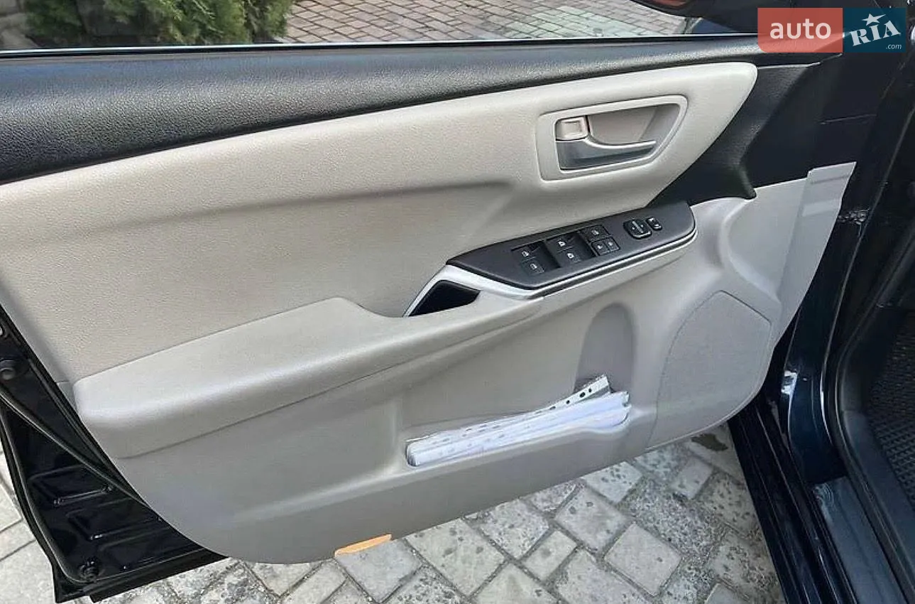 2016 Toyota Camry - мініатюра 5