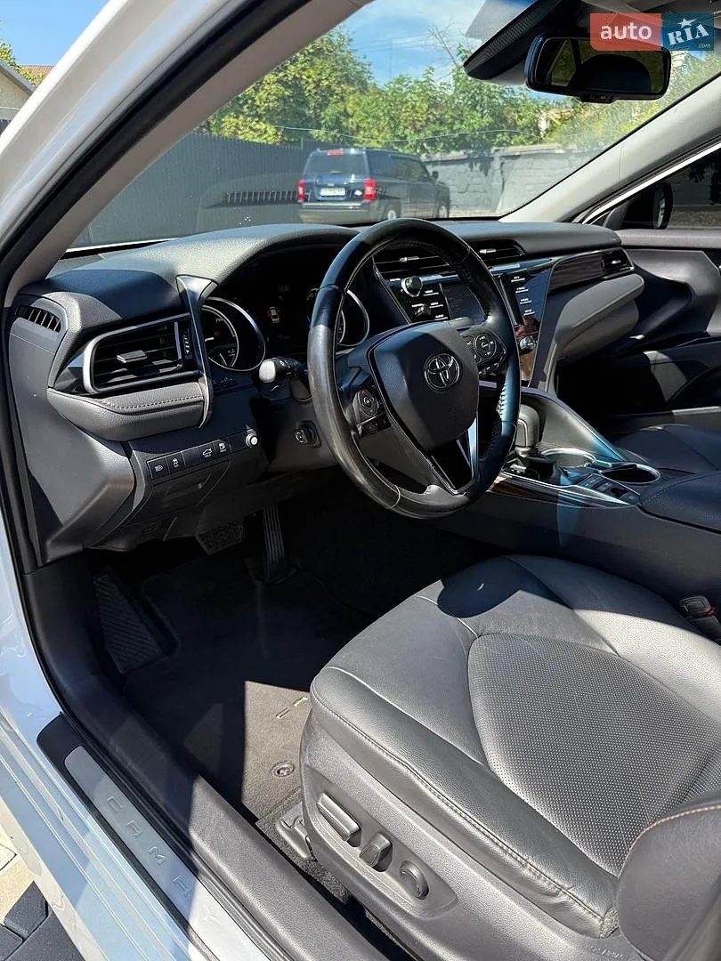 2020 Toyota Camry - мініатюра 7