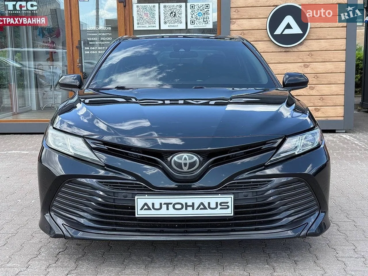 2018 Toyota Camry - мініатюра 2