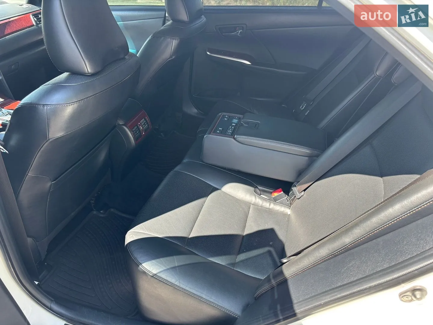 2012 Toyota Camry - мініатюра 13