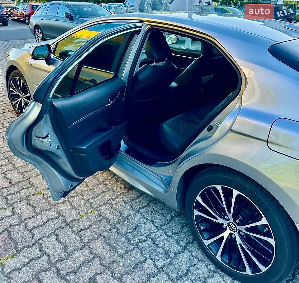2019 Toyota Camry - мініатюра 16