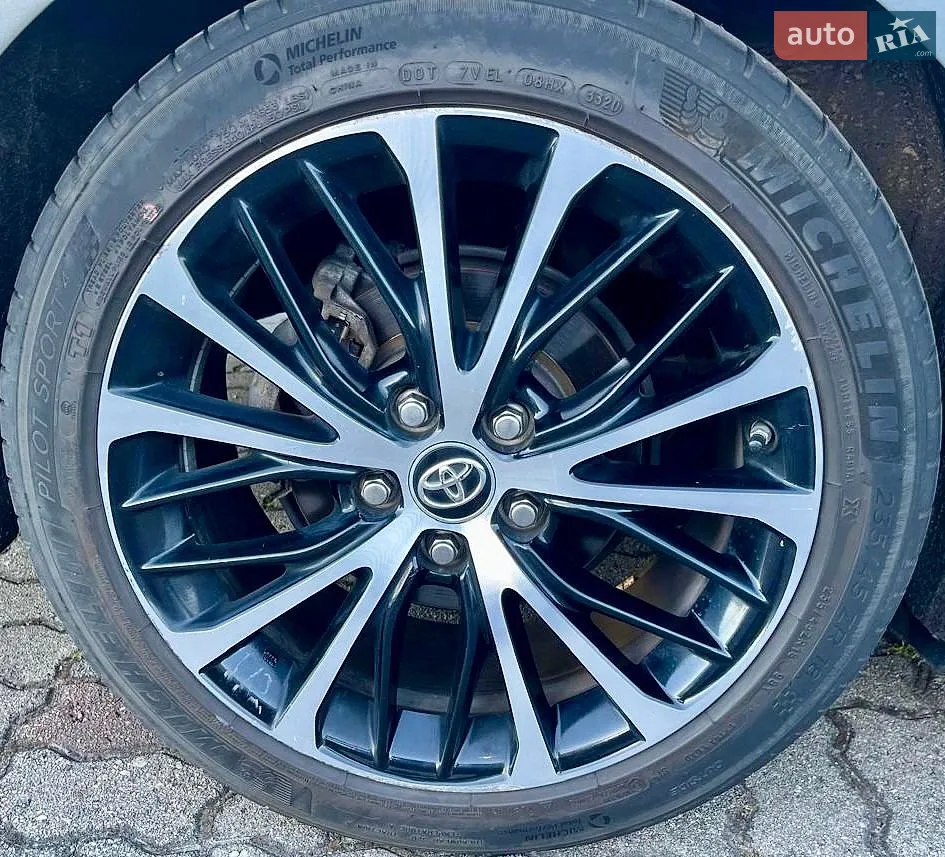 2019 Toyota Camry - мініатюра 17