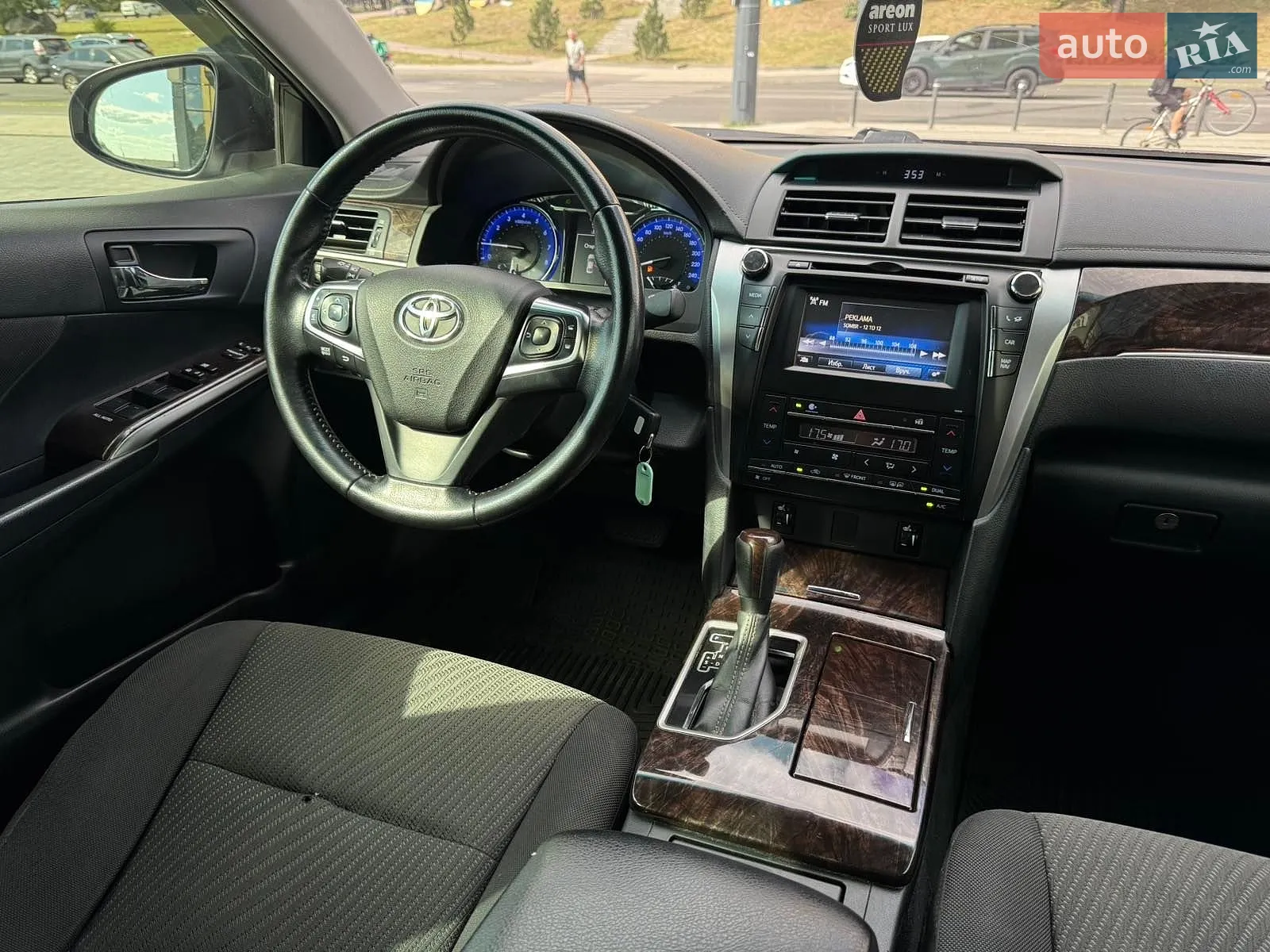 2016 Toyota Camry - мініатюра 15