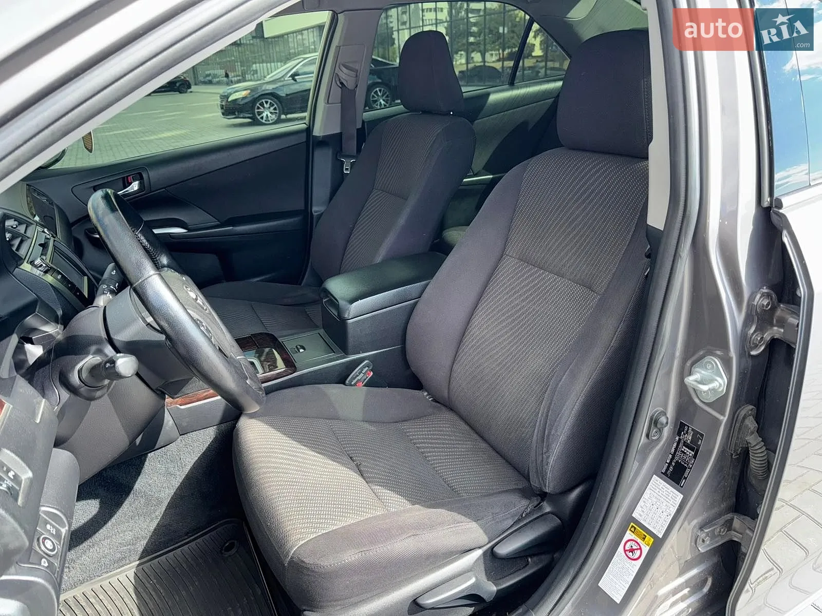 2016 Toyota Camry - мініатюра 12