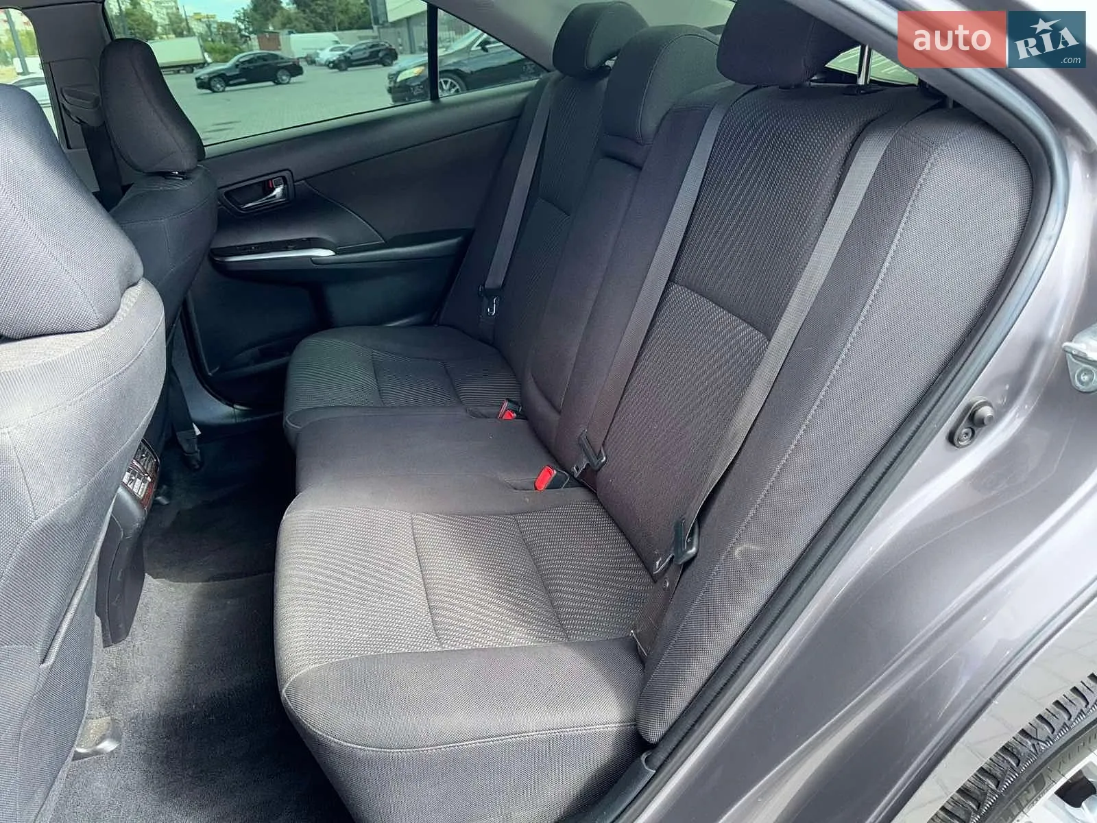2016 Toyota Camry - мініатюра 19