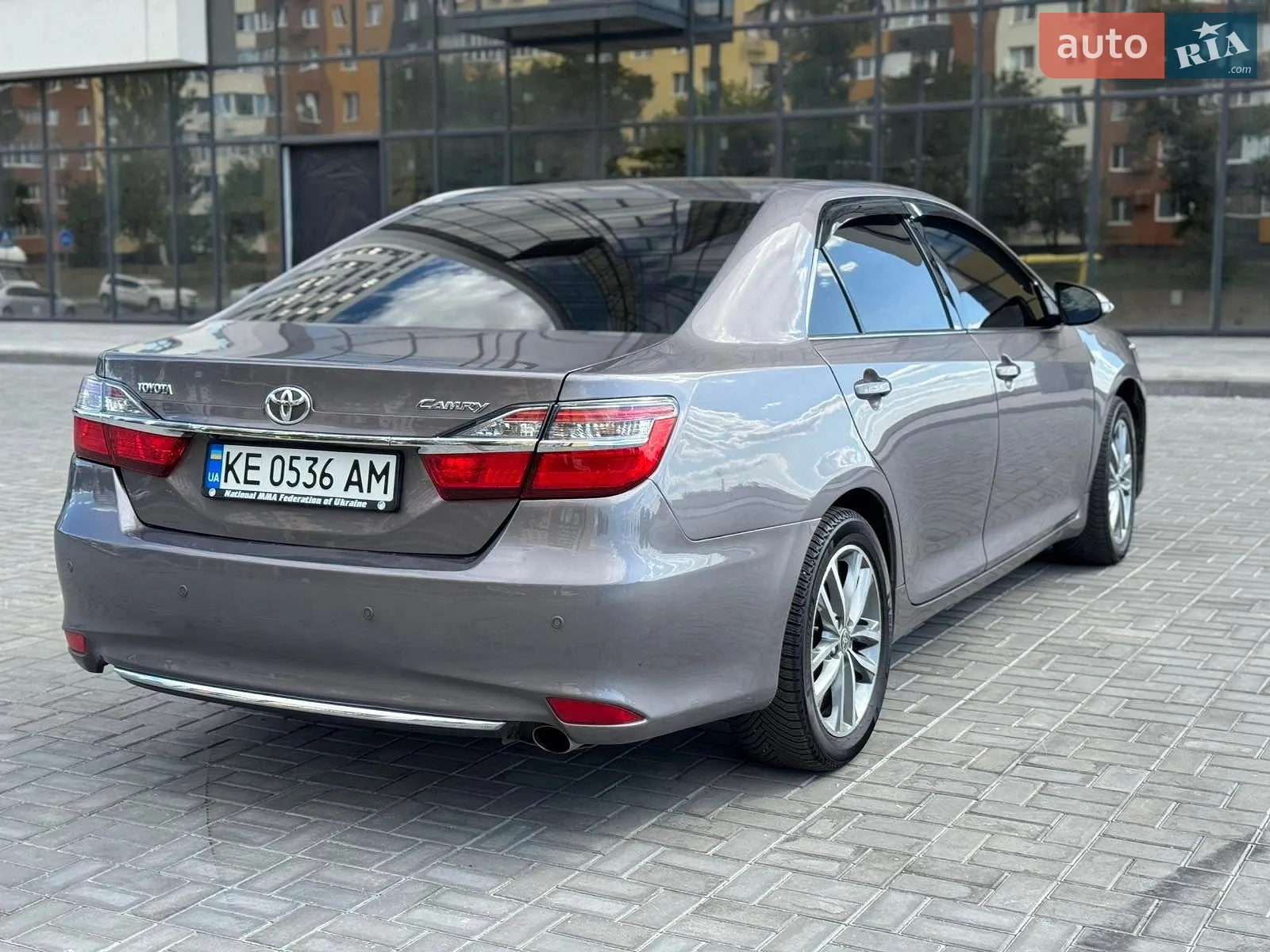 2016 Toyota Camry - мініатюра 9