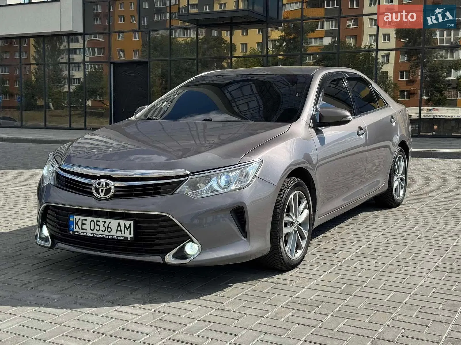 2016 Toyota Camry - мініатюра 8