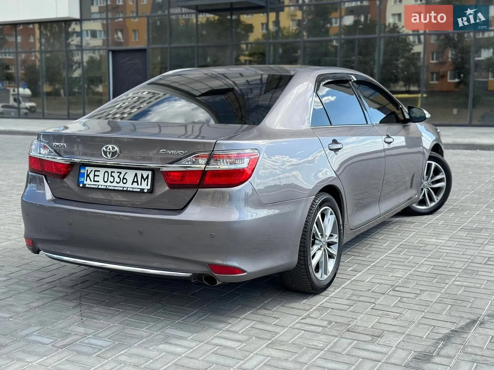 2016 Toyota Camry - мініатюра 4