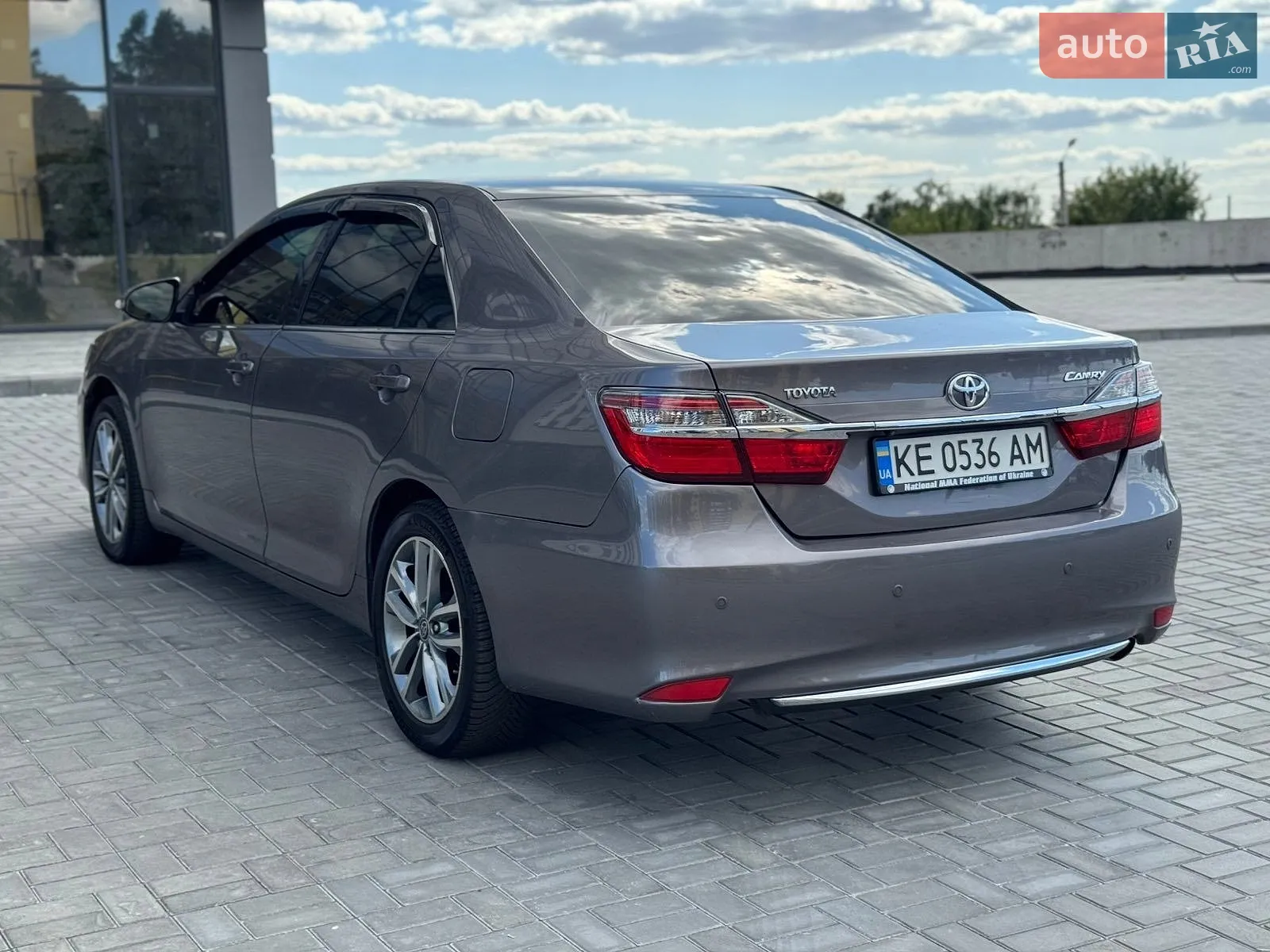 2016 Toyota Camry - мініатюра 11