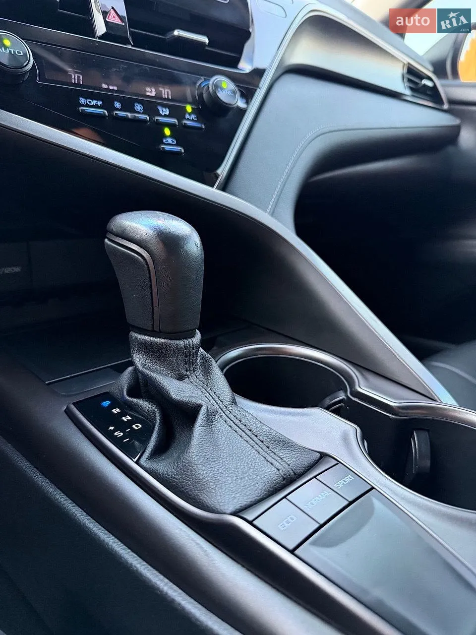 2023 Toyota Camry - мініатюра 31