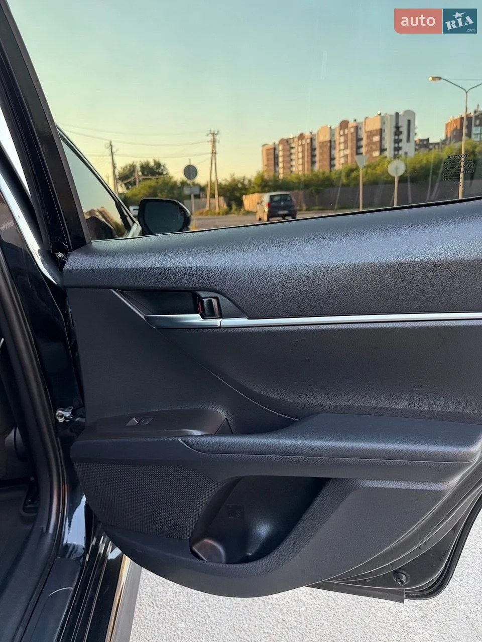 2023 Toyota Camry - мініатюра 30