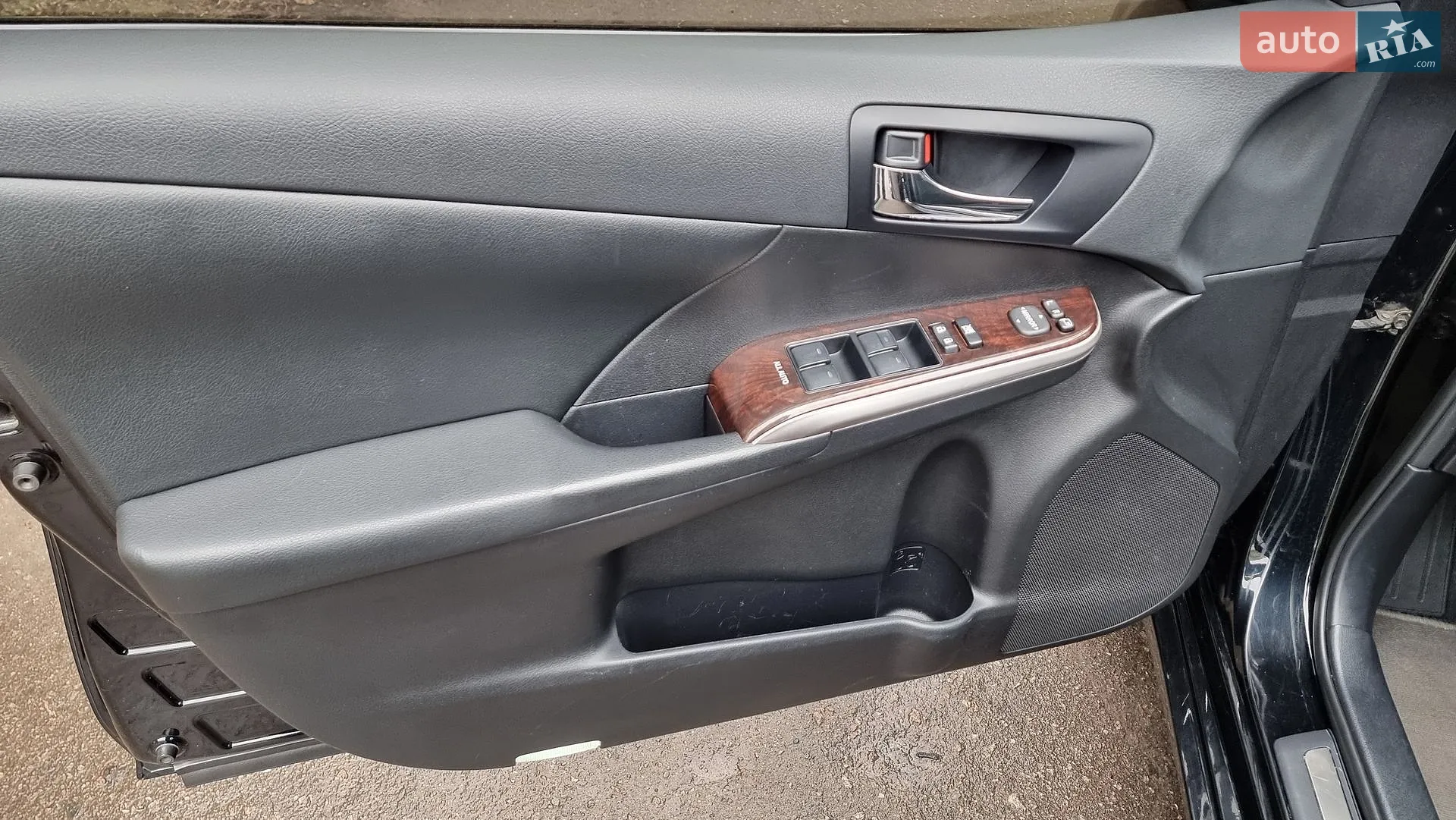 2015 Toyota Camry - мініатюра 32