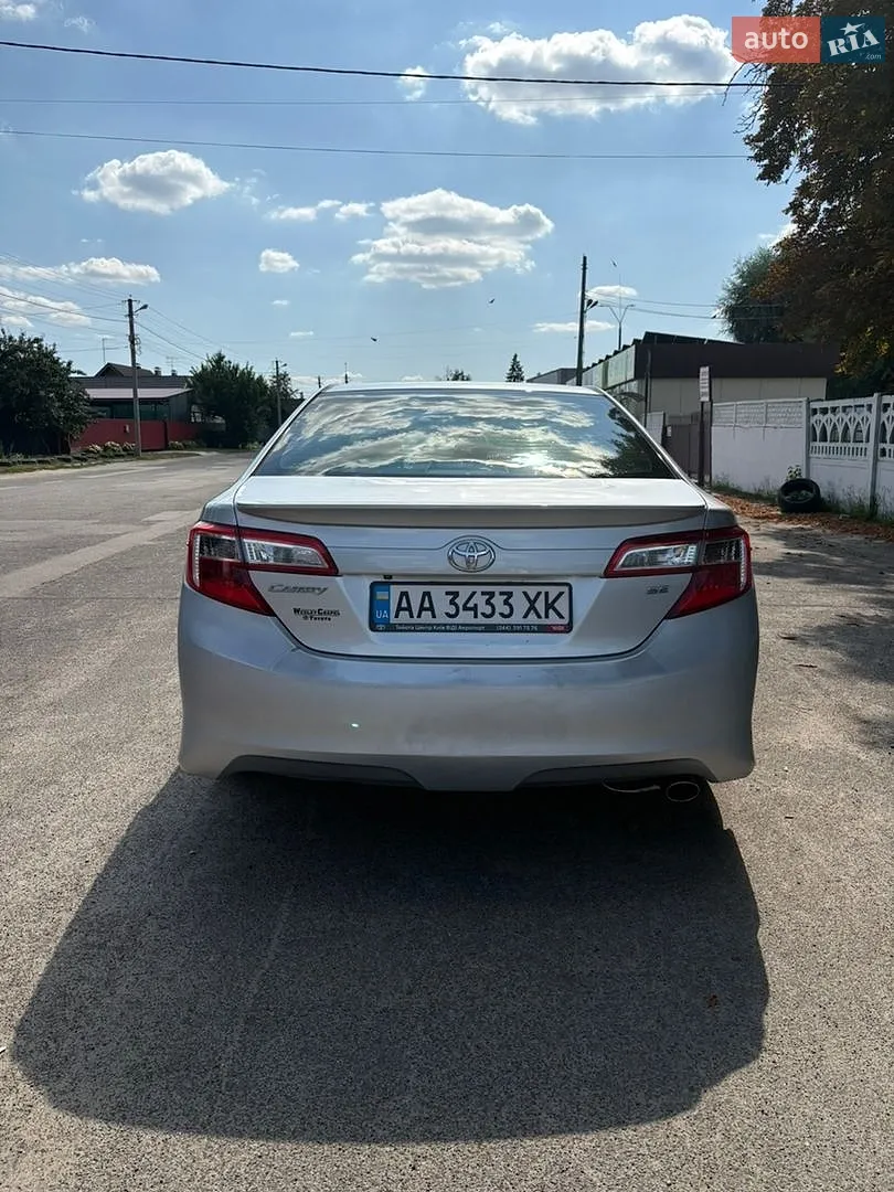 2014 Toyota Camry - мініатюра 11
