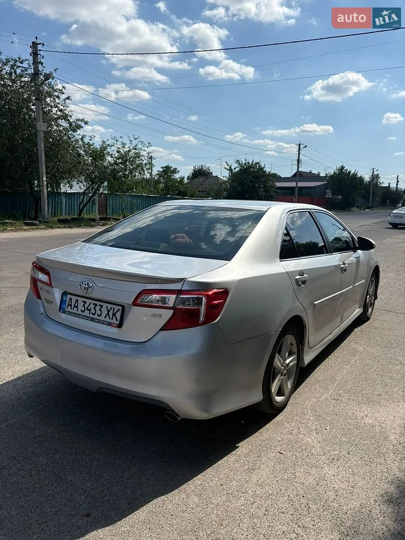 2014 Toyota Camry - мініатюра 12