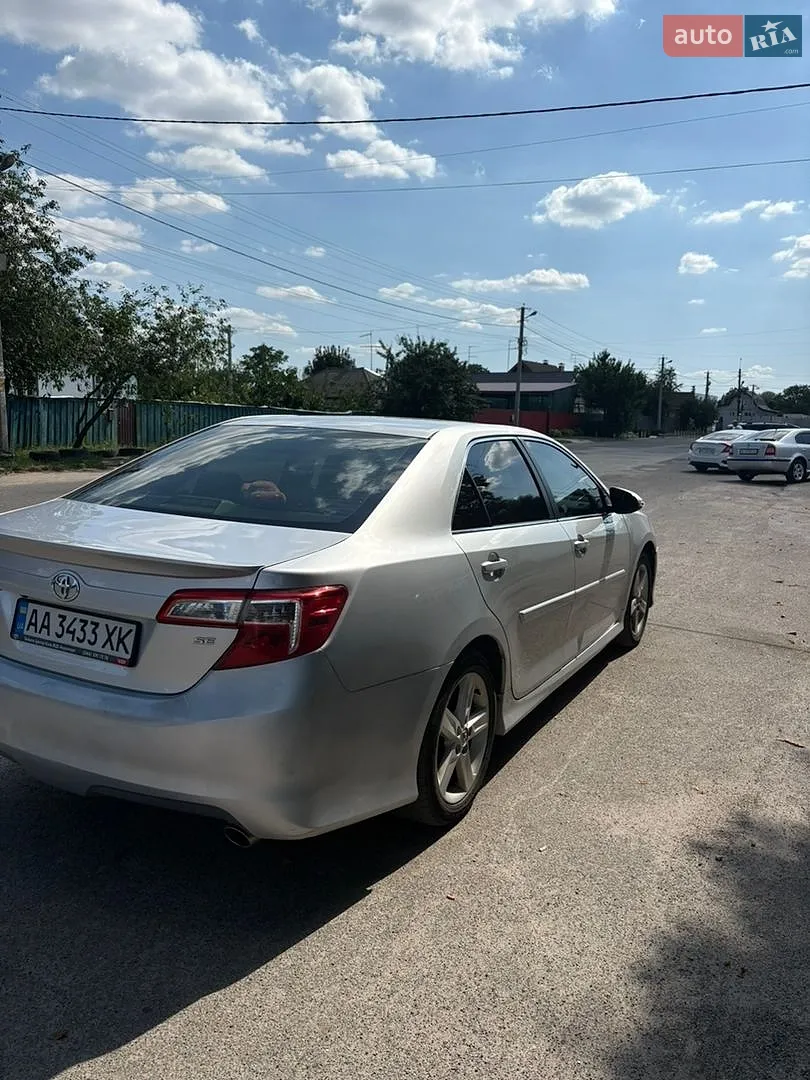 2014 Toyota Camry - мініатюра 13