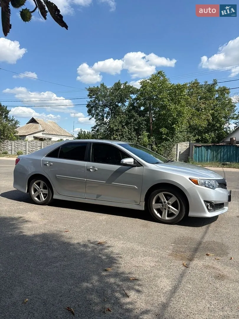 2014 Toyota Camry - мініатюра 14