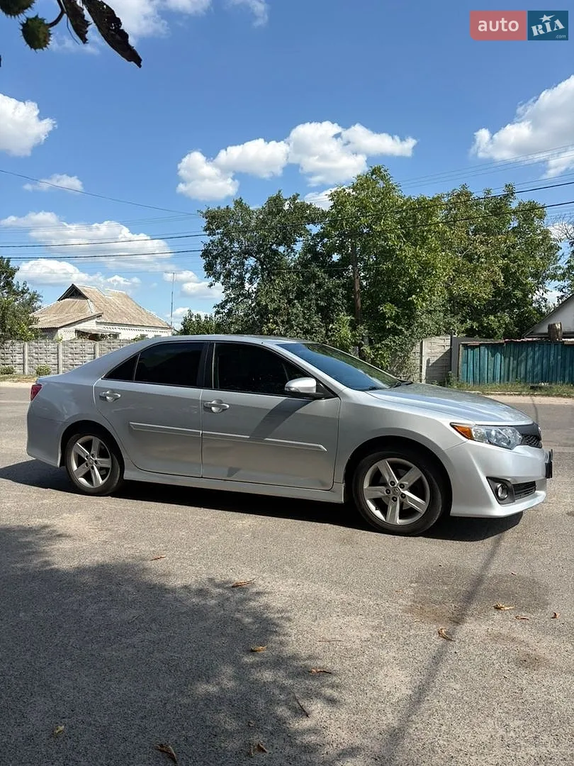 2014 Toyota Camry - мініатюра 15