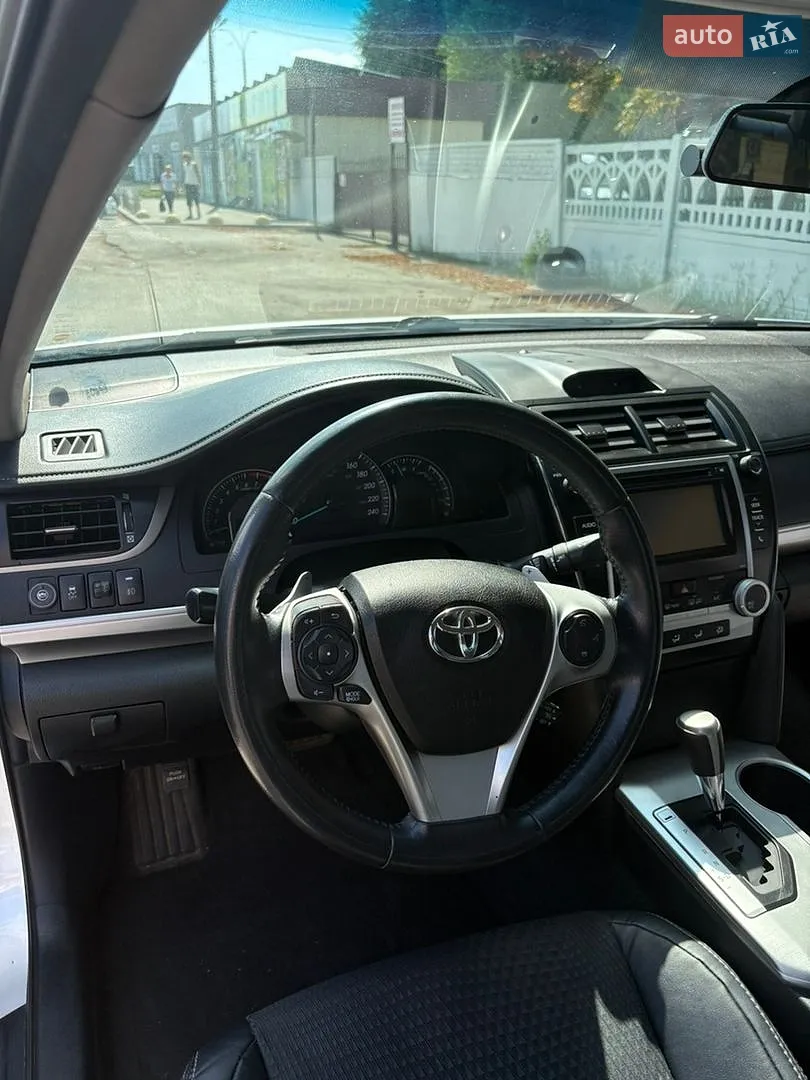2014 Toyota Camry - мініатюра 20