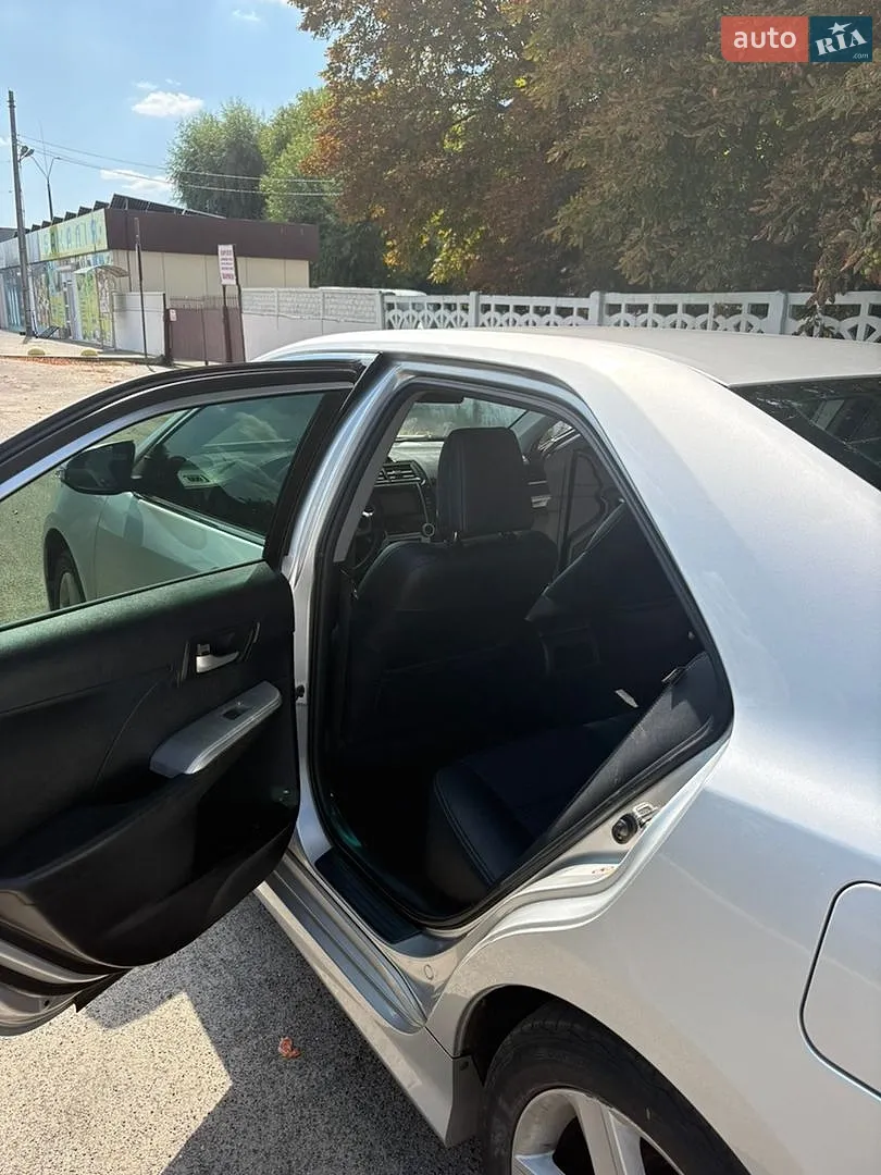 2014 Toyota Camry - мініатюра 30