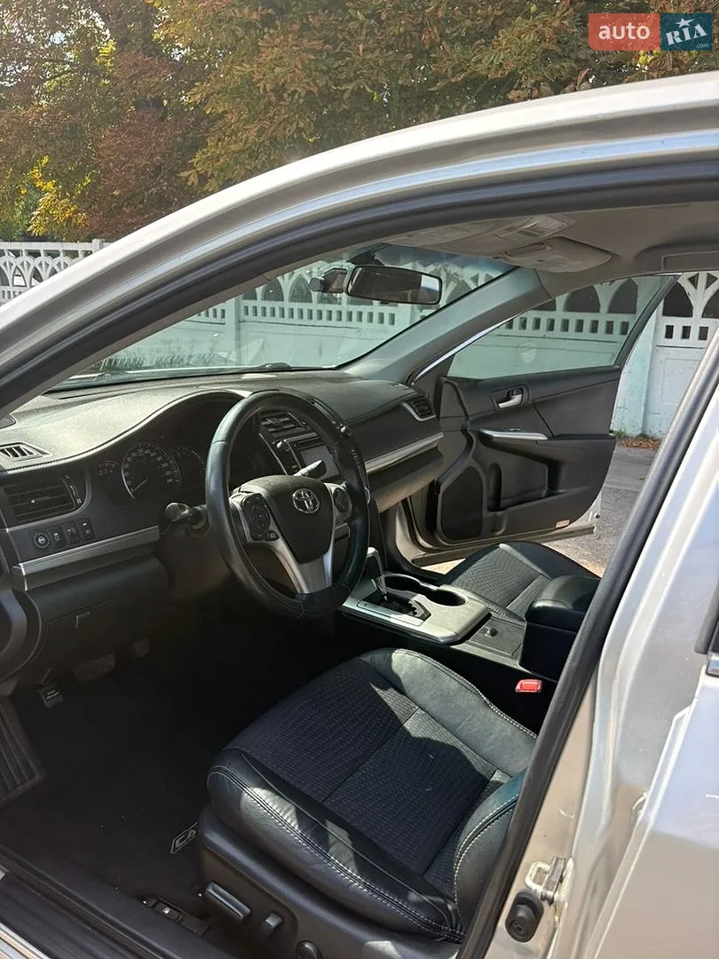 2014 Toyota Camry - мініатюра 33