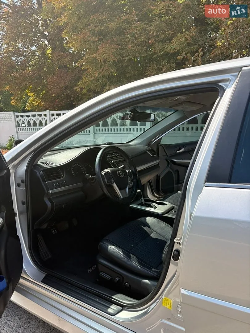 2014 Toyota Camry - мініатюра 35