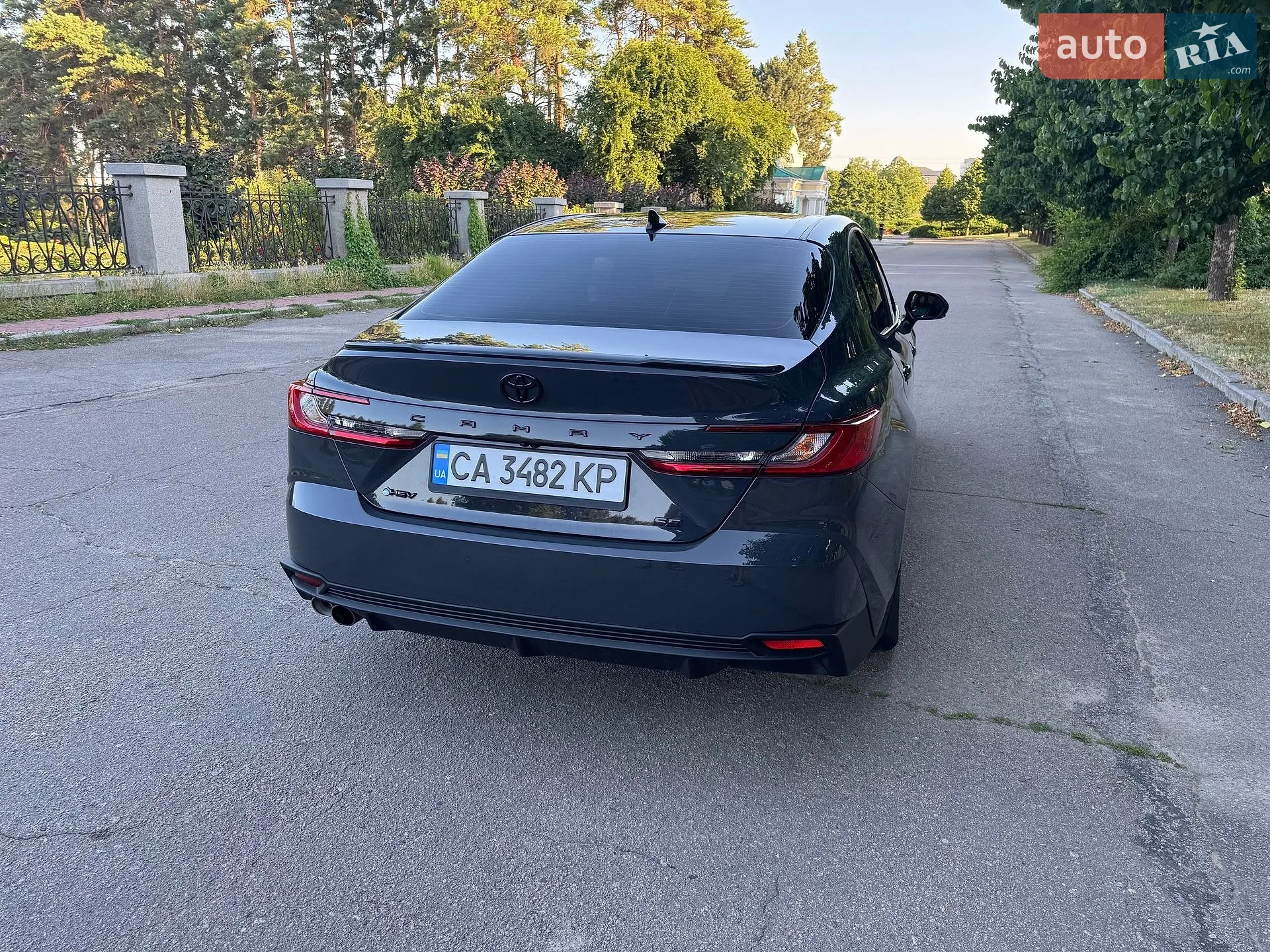 2025 Toyota Camry - мініатюра 9