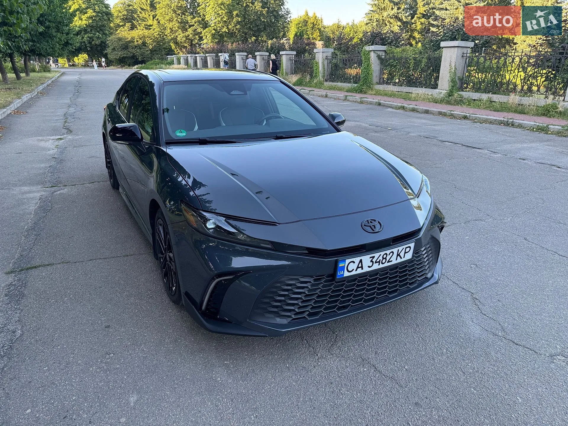 2025 Toyota Camry - мініатюра 16