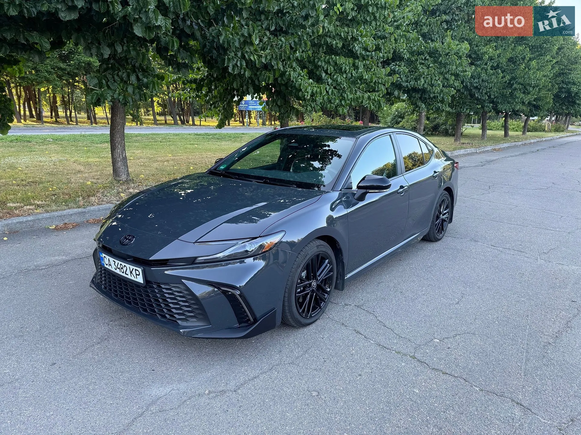 2025 Toyota Camry - мініатюра 19