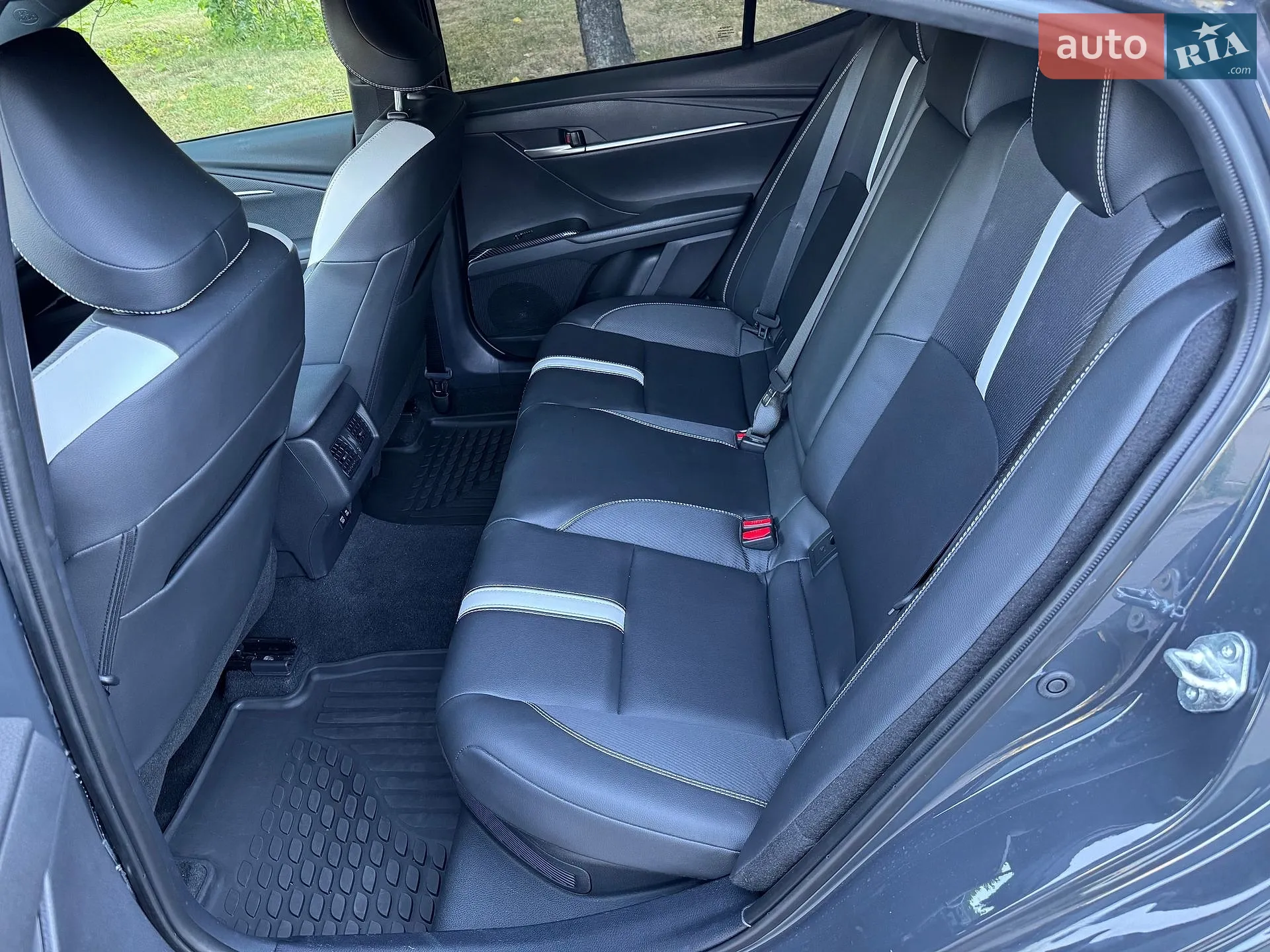 2025 Toyota Camry - мініатюра 26
