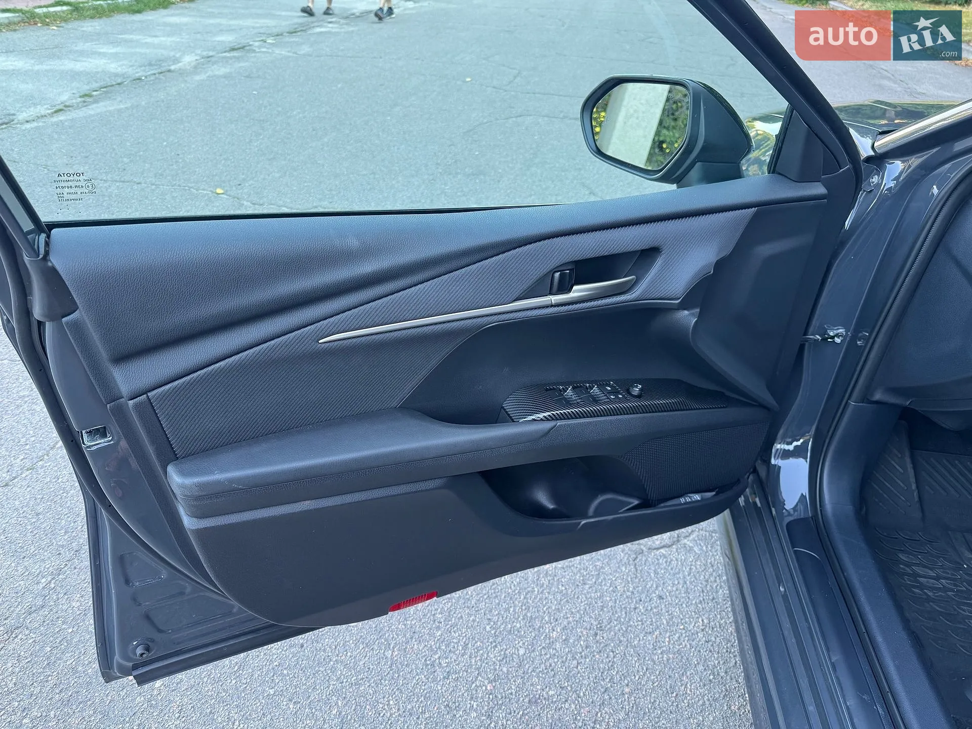 2025 Toyota Camry - мініатюра 28