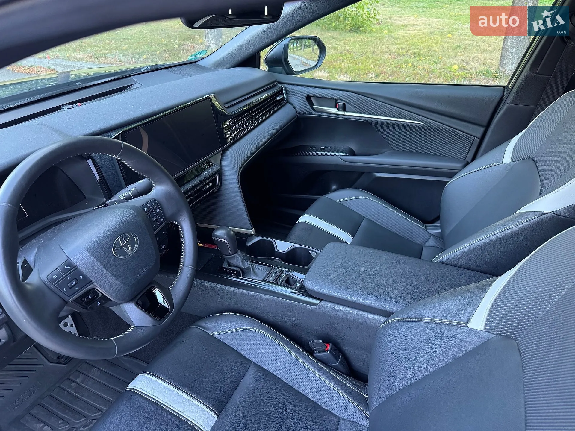 2025 Toyota Camry - мініатюра 30