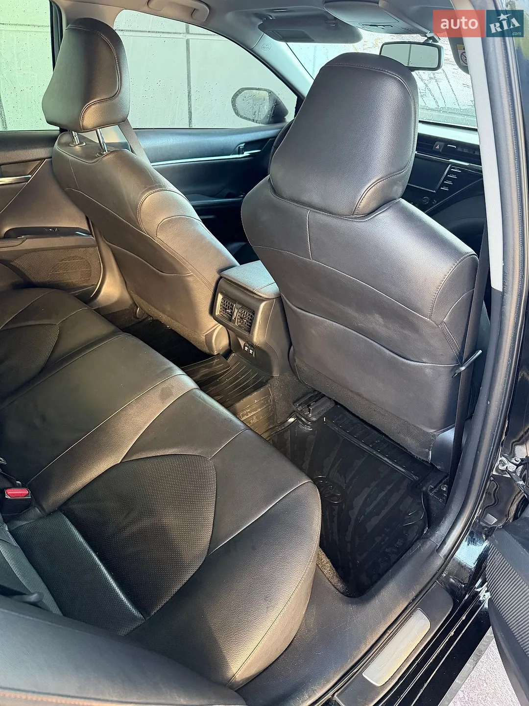 2019 Toyota Camry - мініатюра 3