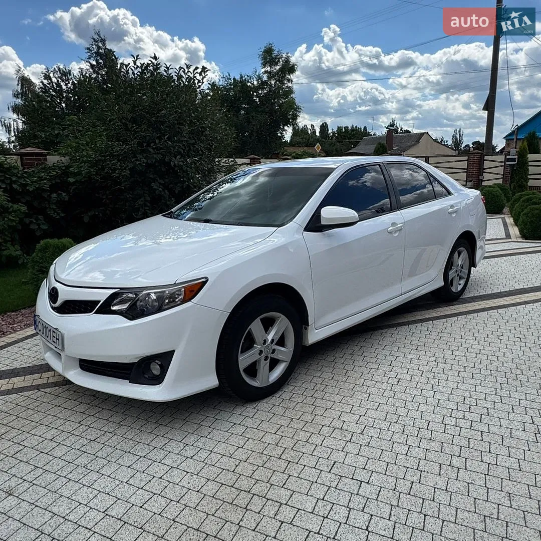 2012 Toyota Camry - мініатюра 3