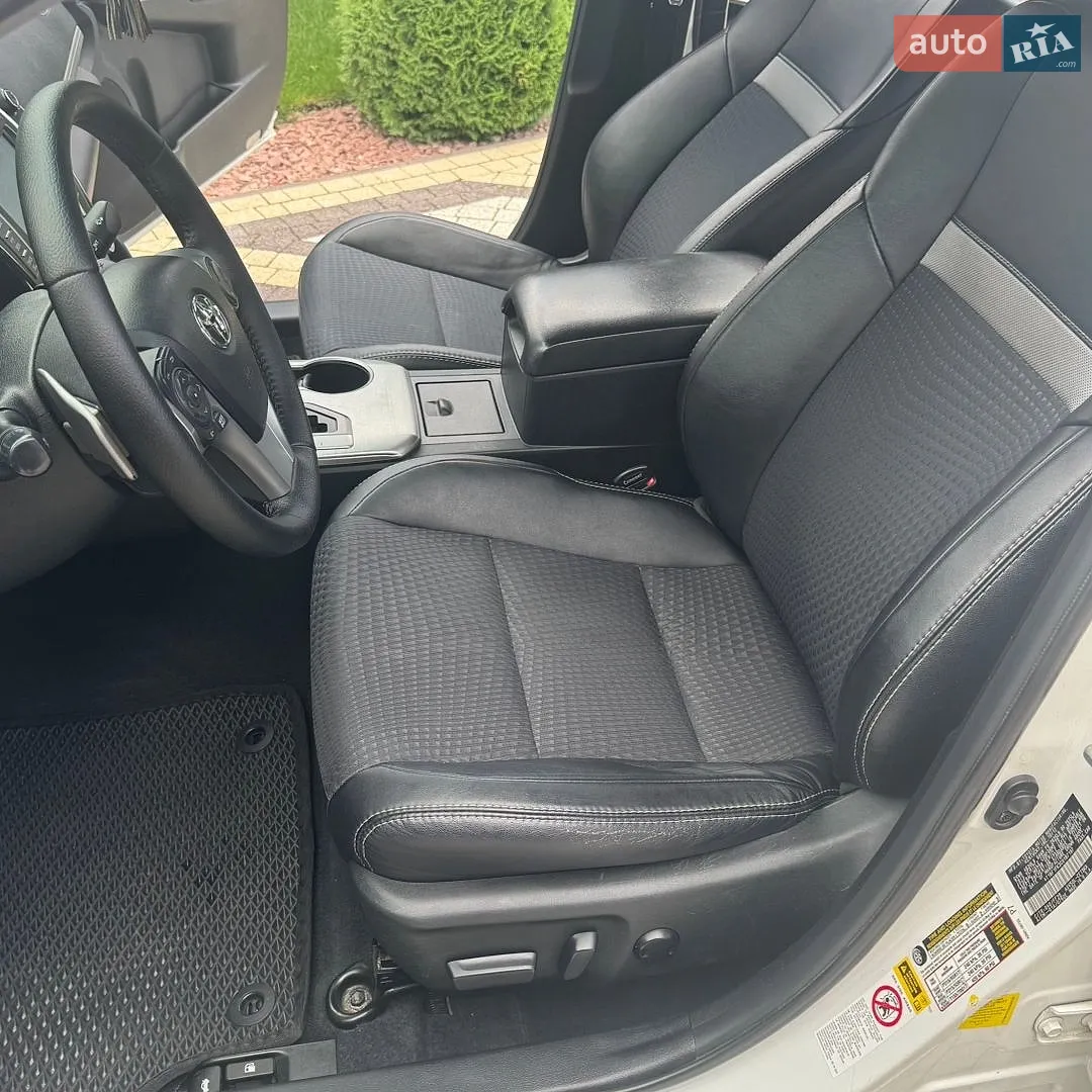 2012 Toyota Camry - мініатюра 18