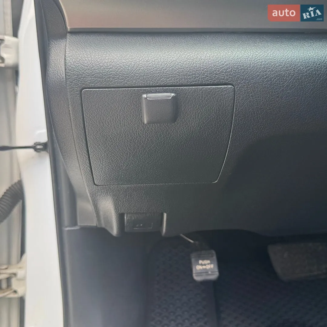 2012 Toyota Camry - мініатюра 19