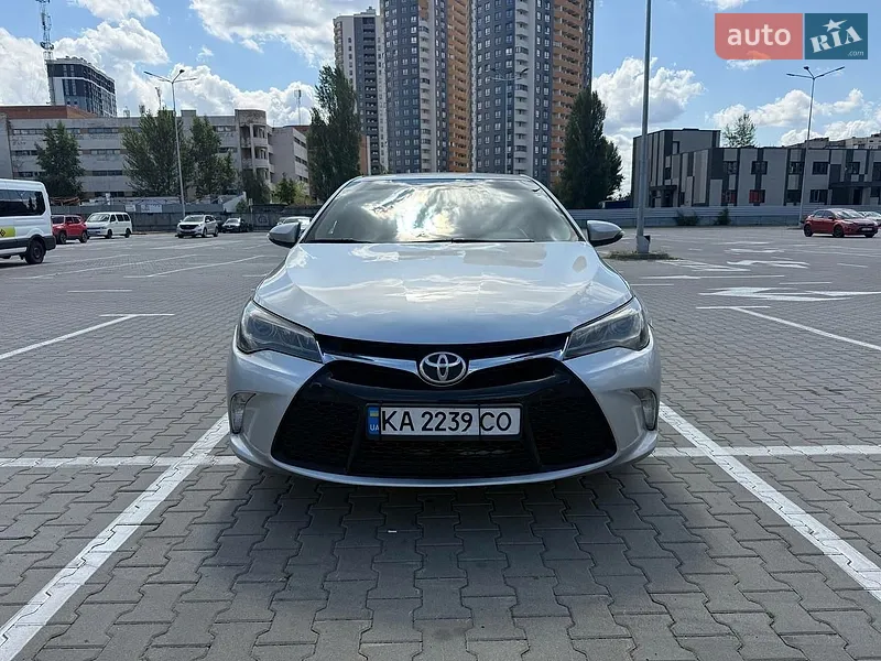 Toyota Camry 2017
