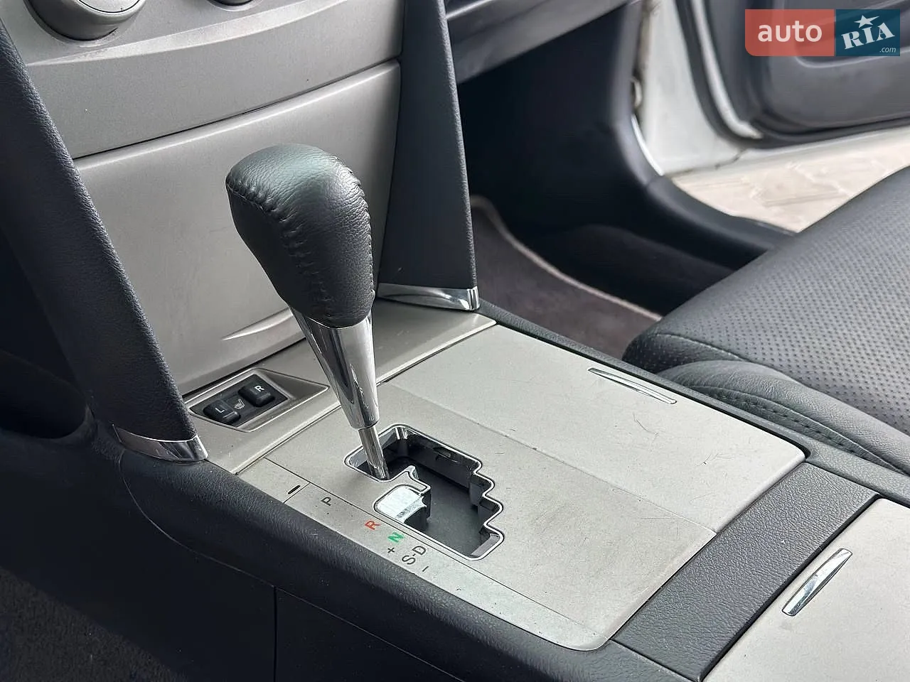 2011 Toyota Camry - мініатюра 13