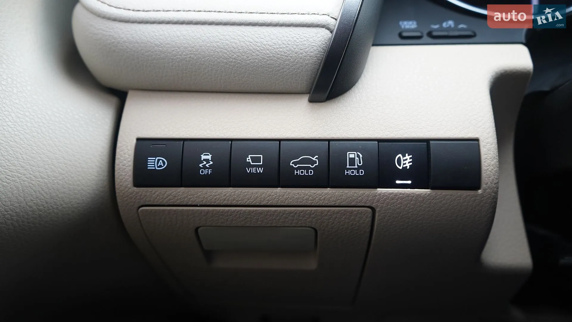 2019 Toyota Camry - мініатюра 27