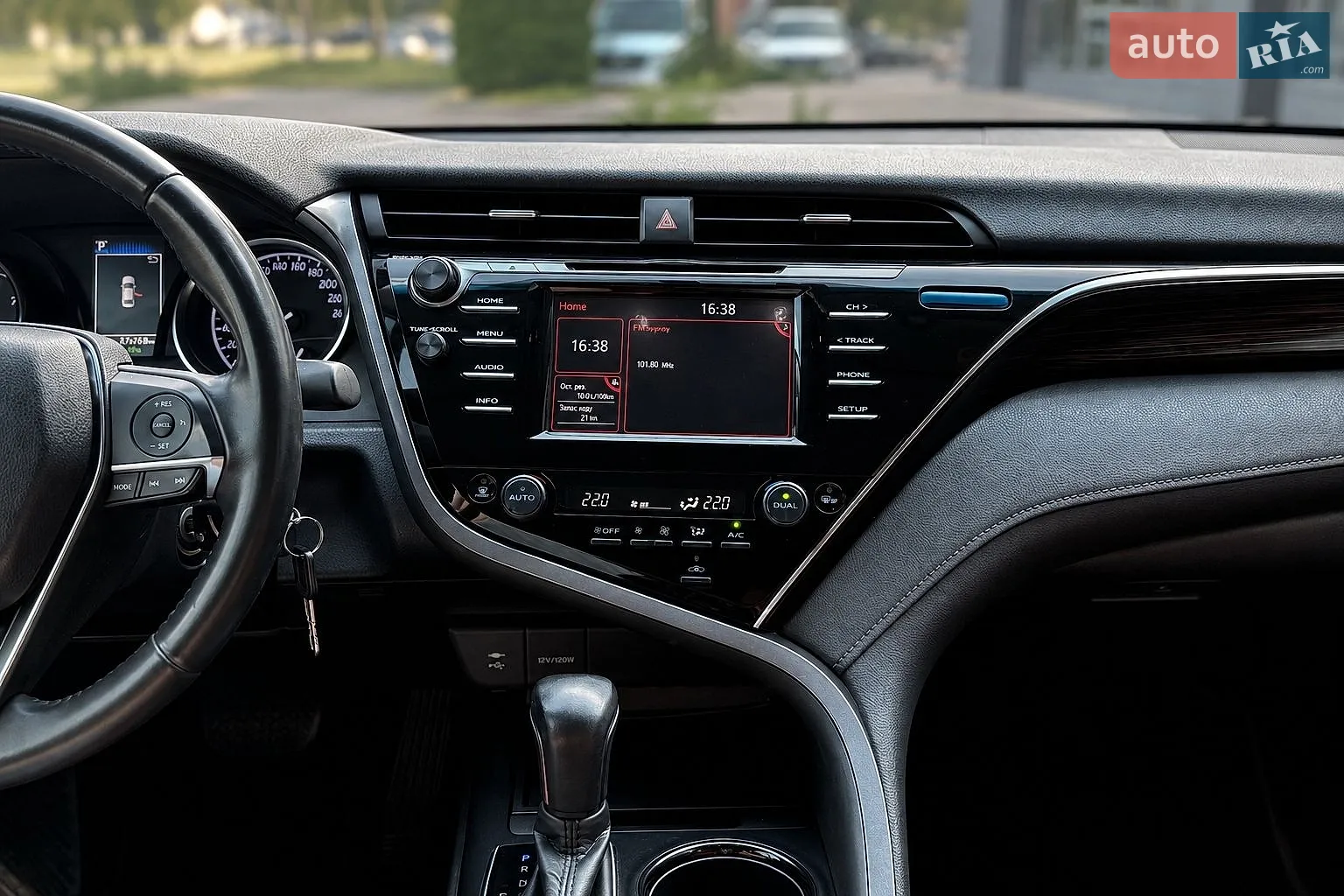 2018 Toyota Camry - мініатюра 6