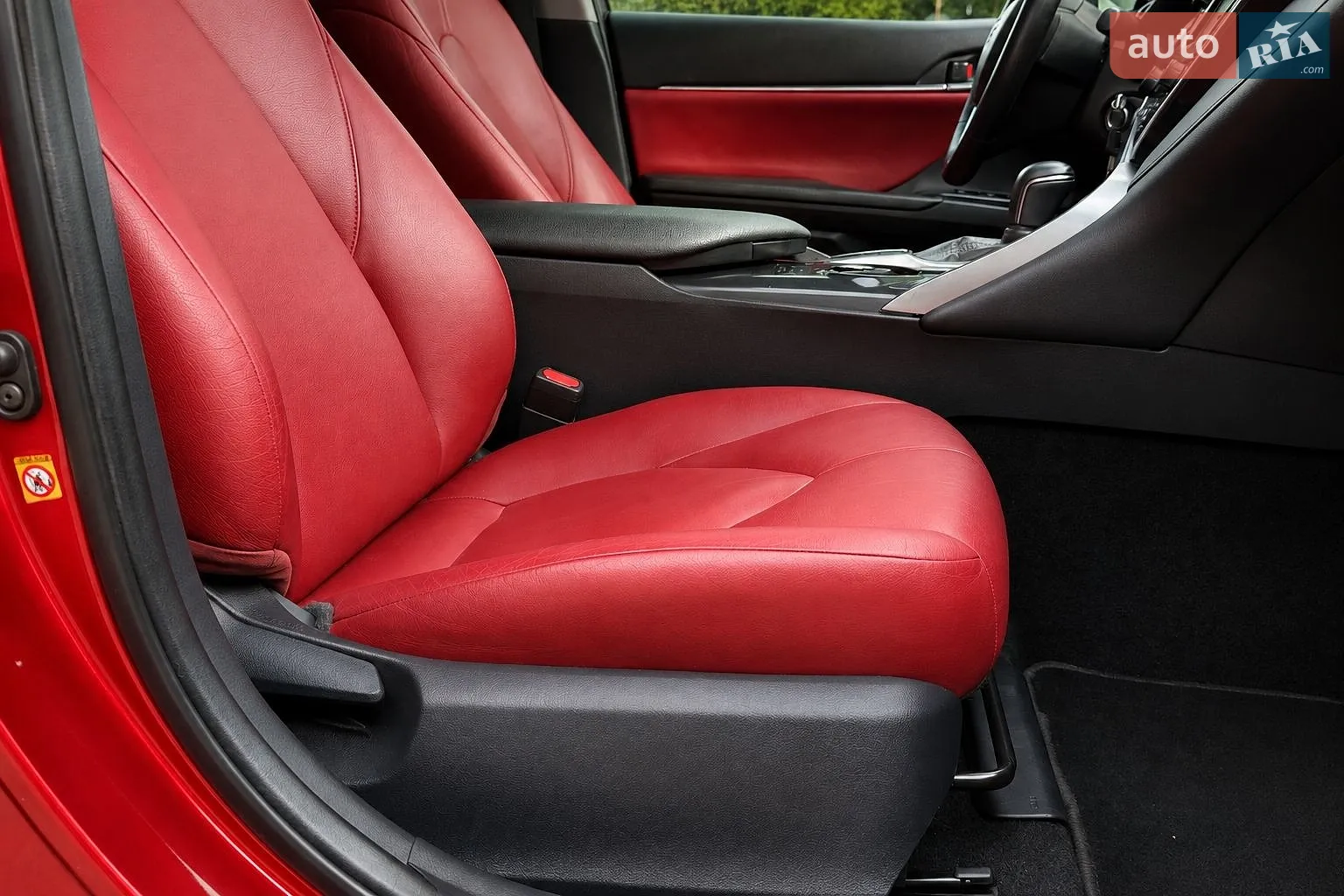 2018 Toyota Camry - мініатюра 10