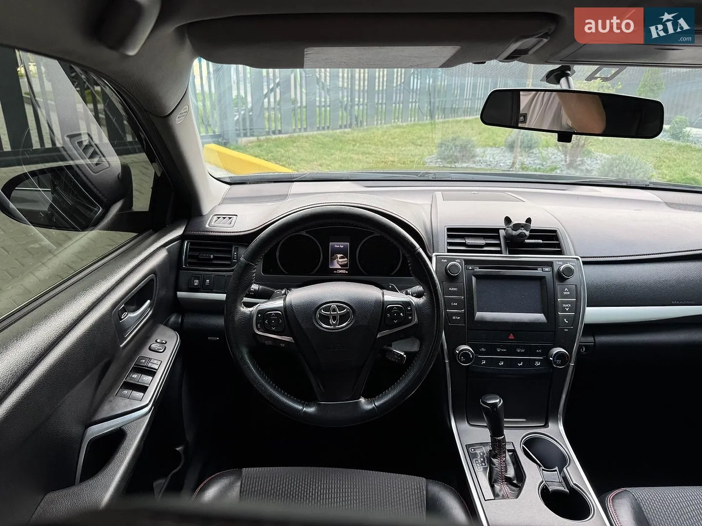 2016 Toyota Camry - мініатюра 20