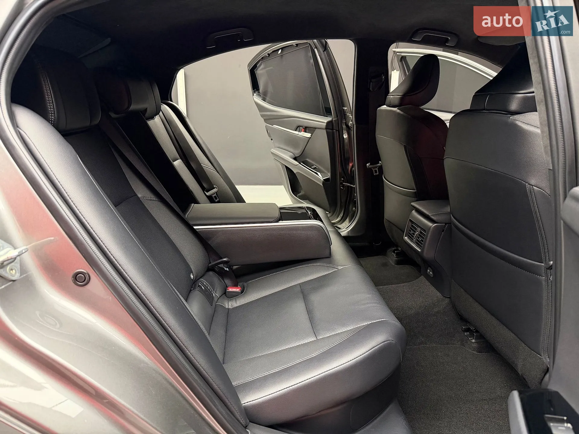 2025 Toyota Camry - мініатюра 48