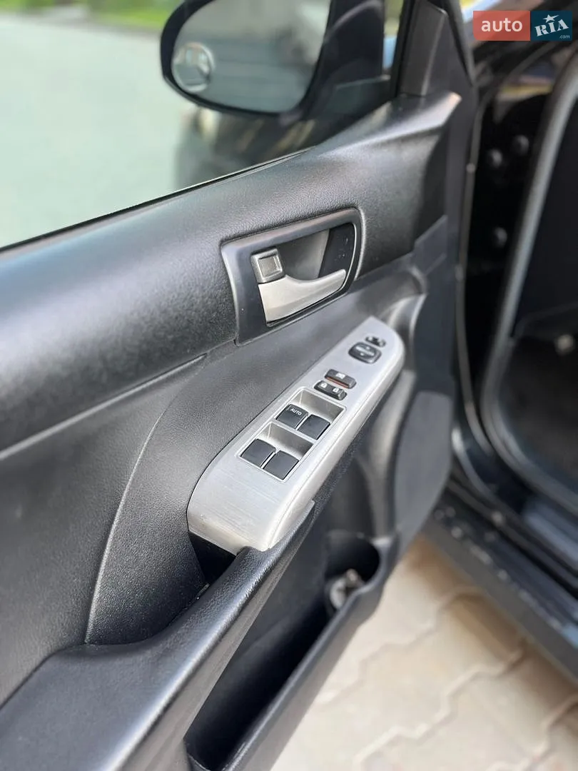2014 Toyota Camry - мініатюра 12