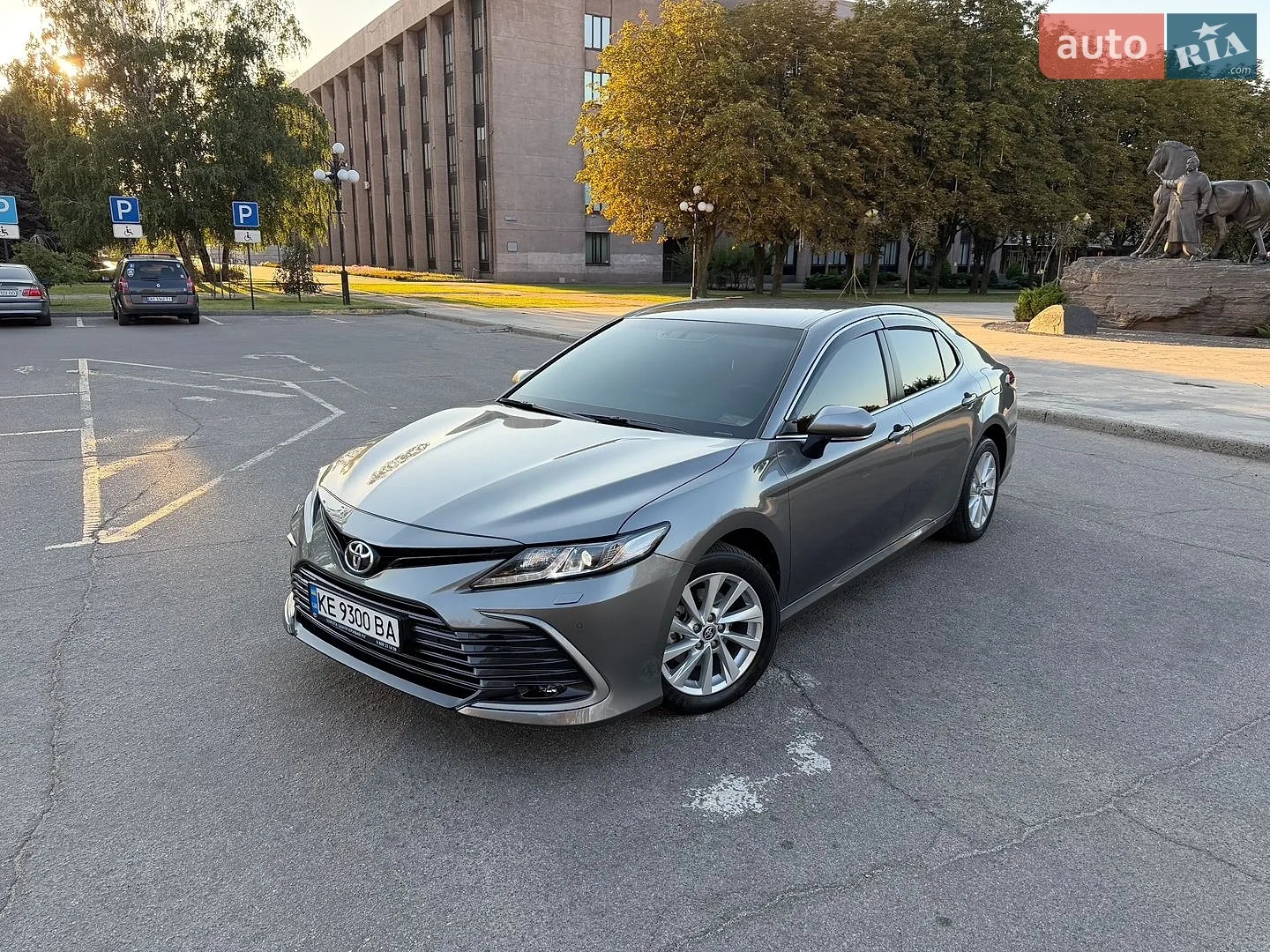 2023 Toyota Camry - мініатюра 8