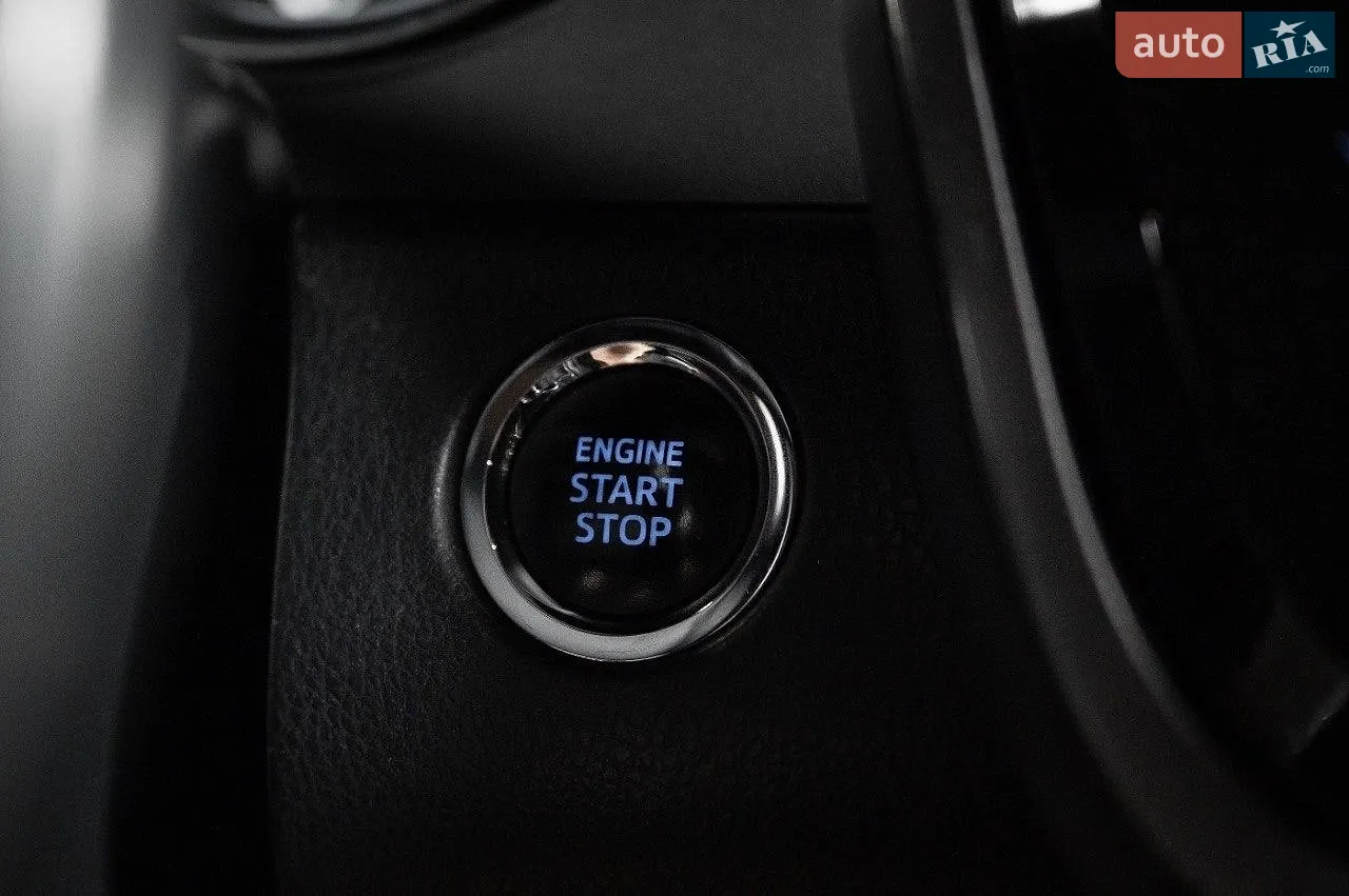 2018 Toyota Camry - мініатюра 16