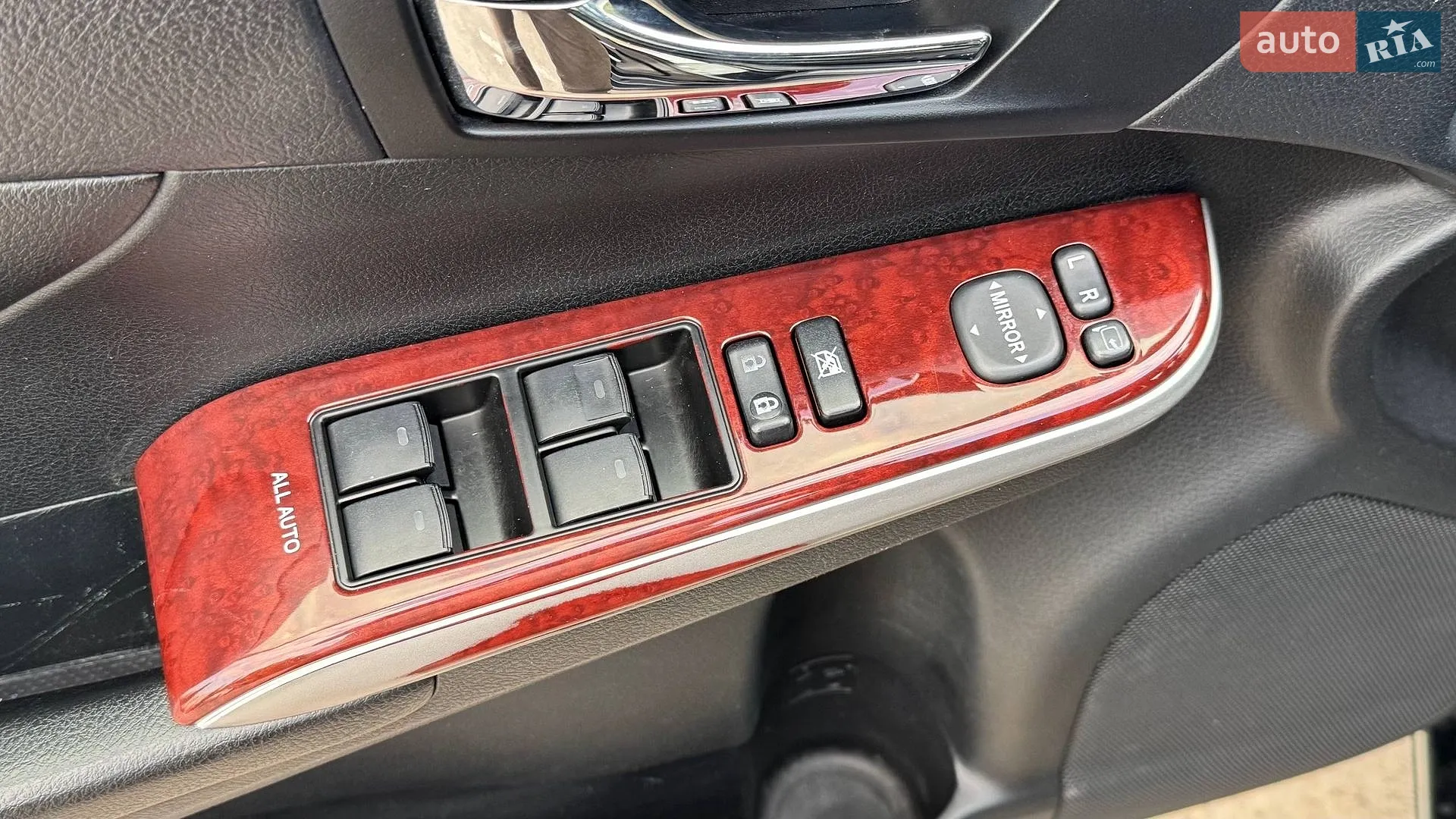 2011 Toyota Camry - мініатюра 26