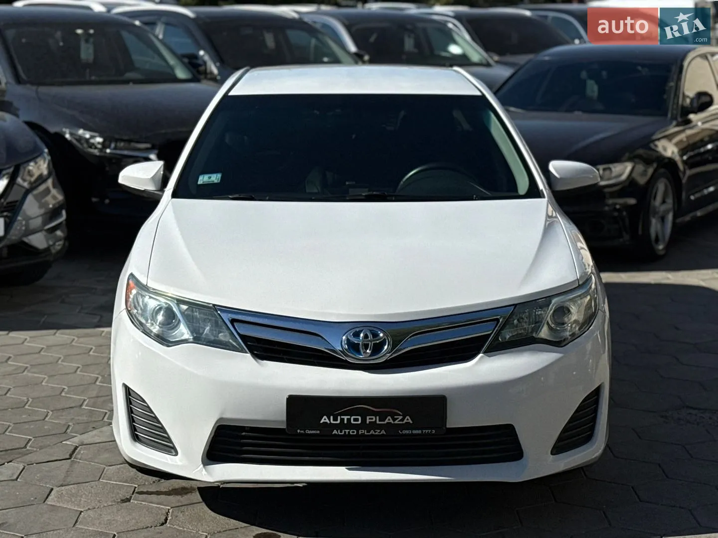 2013 Toyota Camry - мініатюра 2