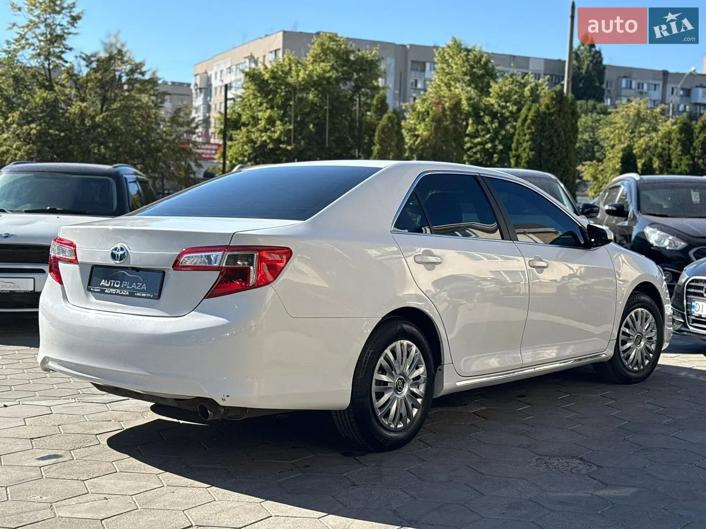 2013 Toyota Camry - мініатюра 18