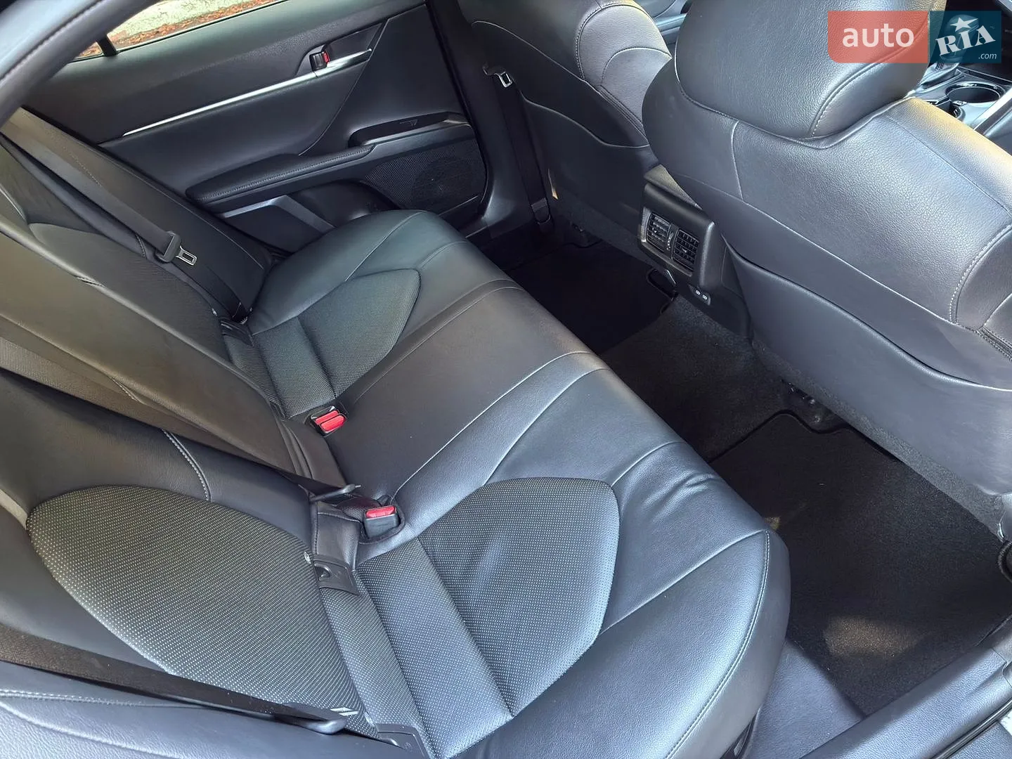 2022 Toyota Camry - мініатюра 27