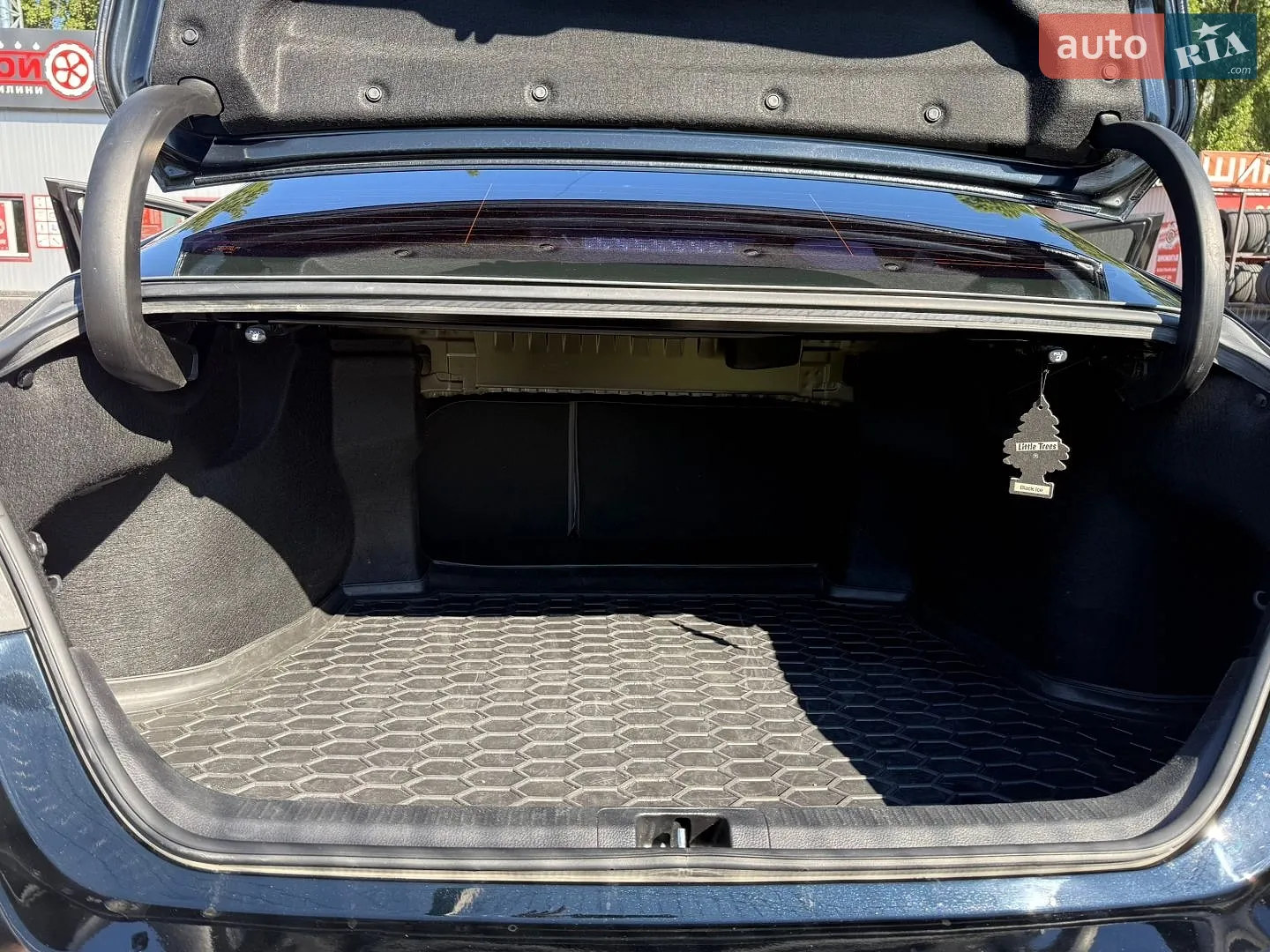 2018 Toyota Camry - мініатюра 10